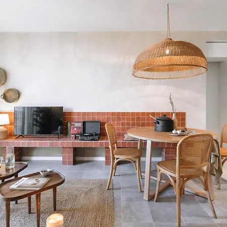 Apartman Algaba - 2 Bedrooms In Eixample Esquerra